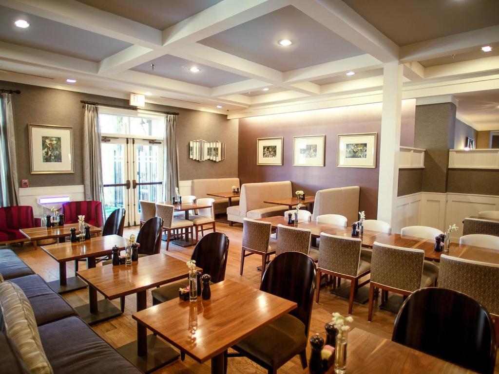 The Inn At The Crossroads Lake City Extérieur photo