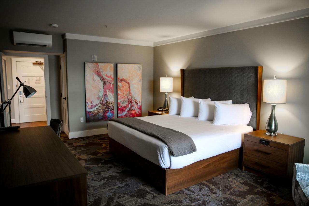 The Inn At The Crossroads Lake City Extérieur photo